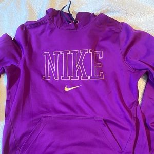 Nike therma-fit hoodie!